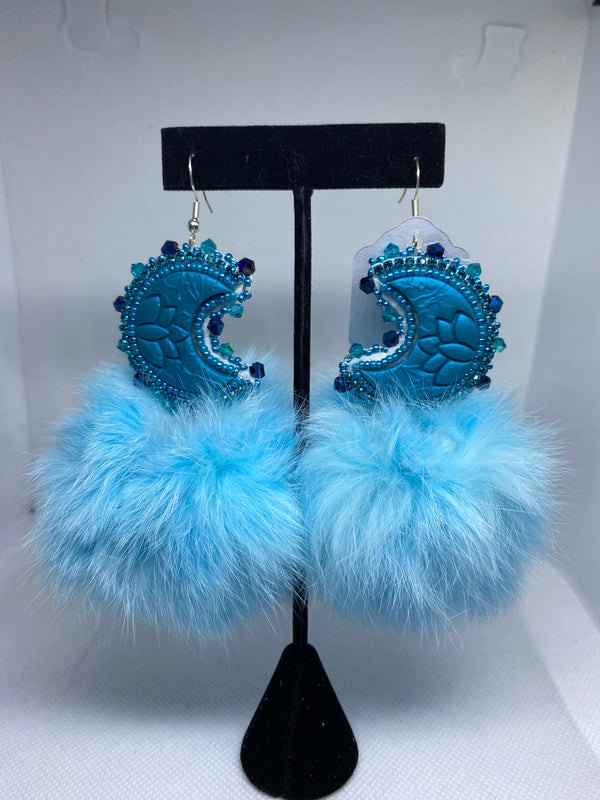 Moon with Pom (Rabbit Fur)