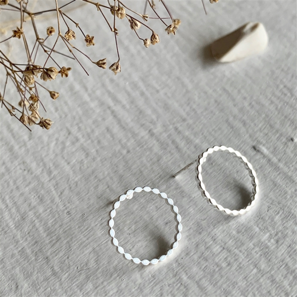 Chord Modernist Hoop Stud Earrings