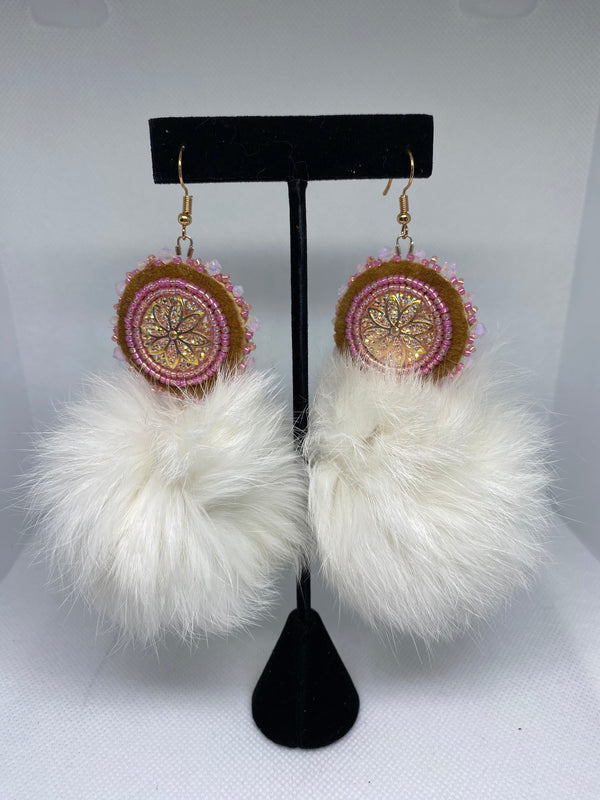 Sathu Sweetheart Creations - Beaded Rounds with Pom (Rabbit Fur)